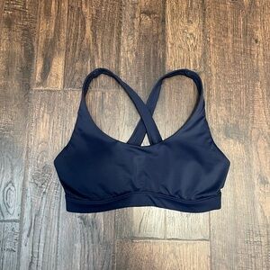 Athleta Underwire Sports Bra Crisscross Back Size 32D/DD Color Navy Blue